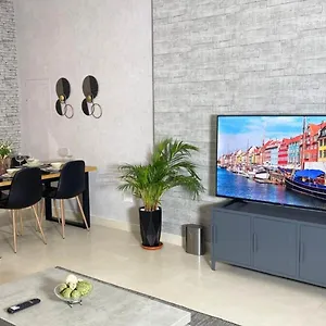 Apartment Yas Island Oasis Getaway 1br Amazon, Abu Dhabi